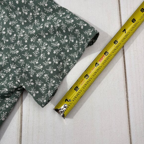 Pretty Garden Wrap Dress Size XL Ruffle Hem Green Daisy Floral Cottage Core - Picture 15 of 15